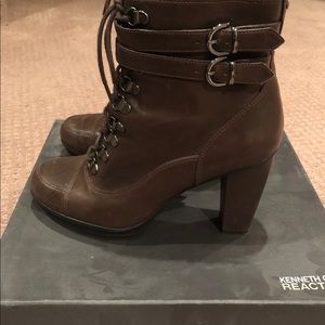 Kenneth Cole Reaction boots